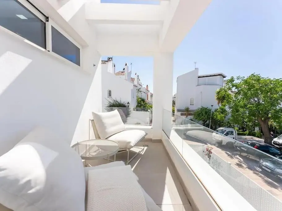 New Town House In Nueva Andalucia Apartment Marbella